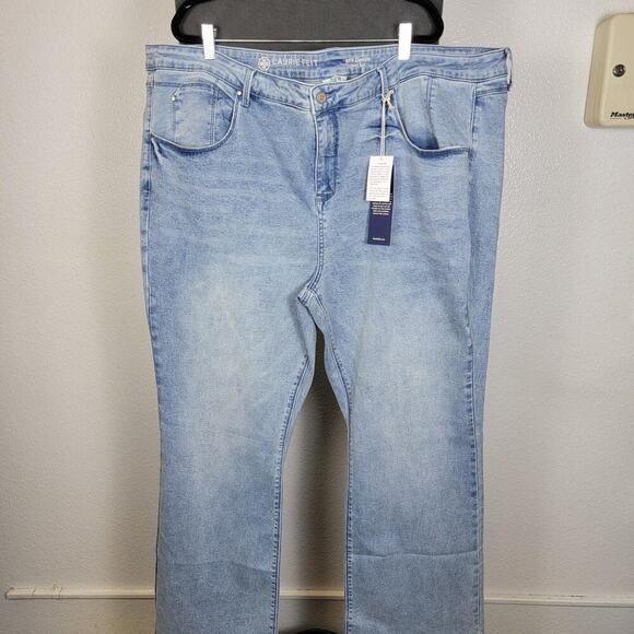 Laurie Felt | Women BFF Denim Boot Cut Jeans - Picture 1 of 5